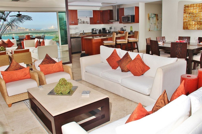 Imagen de los interiores del Hotel B Pichilingue Acapulco. Foto 8