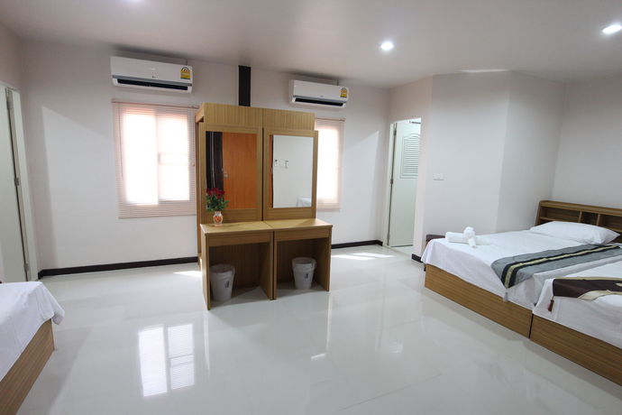 Imagen de la habitación del Hotel B Place Guesthouse. Foto 5