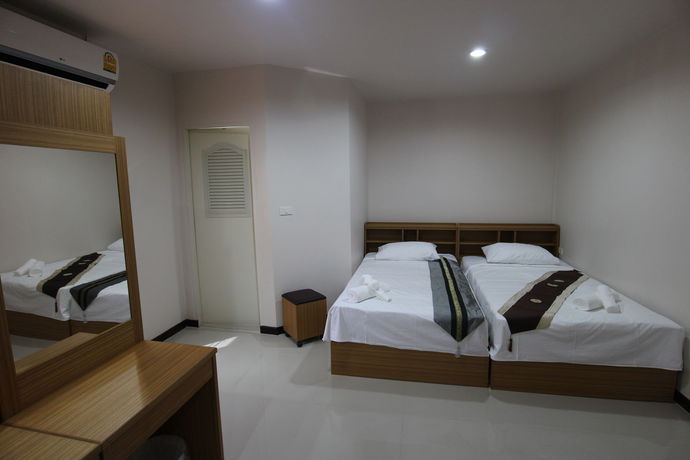 Imagen de la habitación del Hotel B Place Guesthouse. Foto 9
