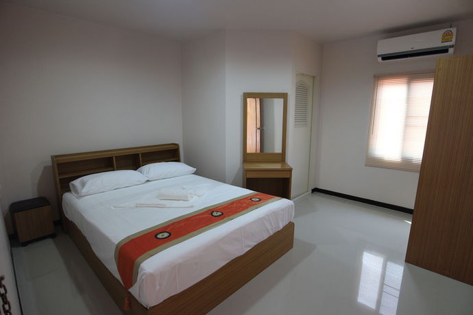 Imagen de la habitación del Hotel B Place Guesthouse. Foto 12