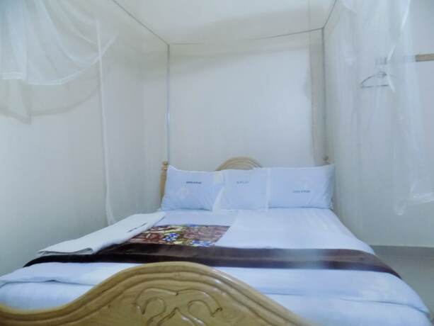 Imagen general del Hotel B Plus. Foto 8