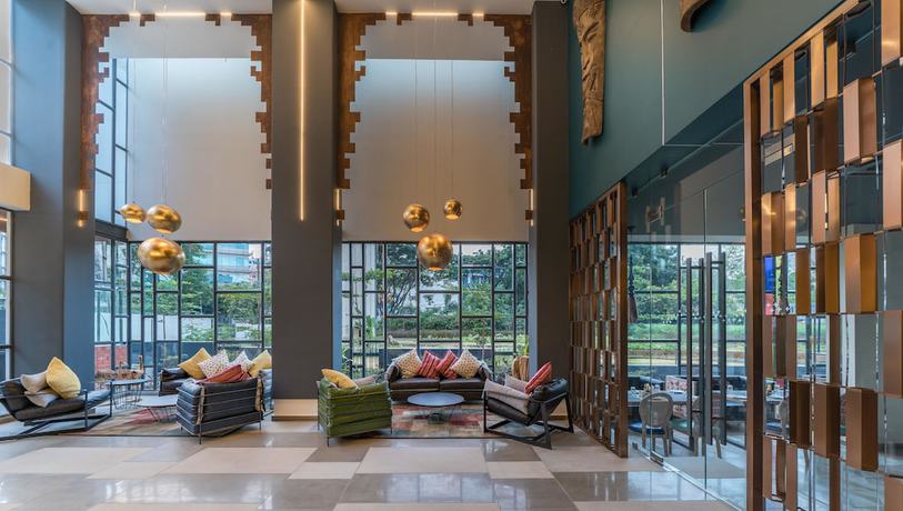 Imagen de los interiores del Hotel B Plus L. Foto 20