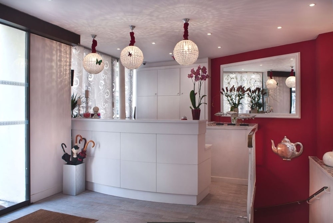 Imagen de los interiores del Hotel B Square. Foto 19