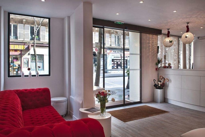 Imagen de la habitación del Hotel B Square. Foto 17