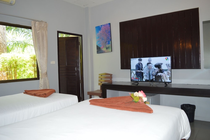 Imagen de la habitación del Hotel B Square, Khanom. Foto 4