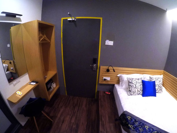 Imagen de la habitación del Hotel B Street. Foto 8