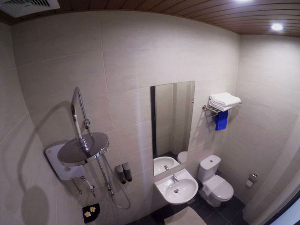 Imagen de los interiores del Hotel B Street. Foto 16