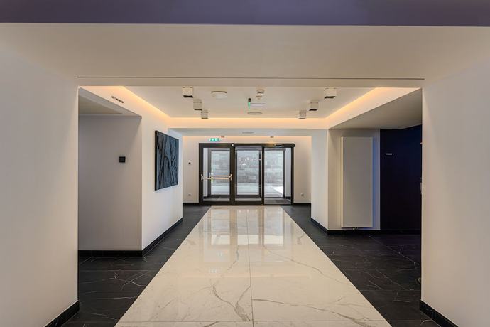Imagen de los interiores del Hotel B THE HOTEL. Foto 20