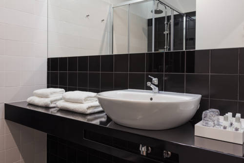 Imagen de la habitación del Hotel B The Guest Downtown. Foto 14