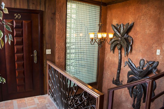 Imagen del bar/restaurante del Hotel B and B Comfy Inn. Foto 6