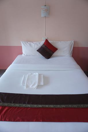 Imagen de la habitación del Hotel B and B. Foto 8