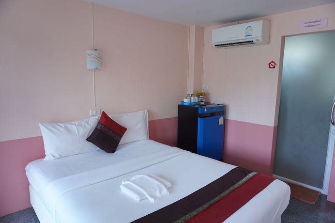 Imagen de la habitación del Hotel B and B. Foto 9