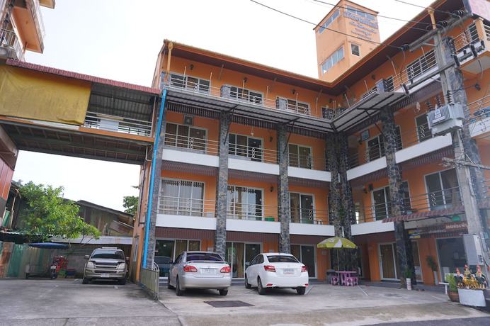 Imagen general del Hotel B and B. Foto 2