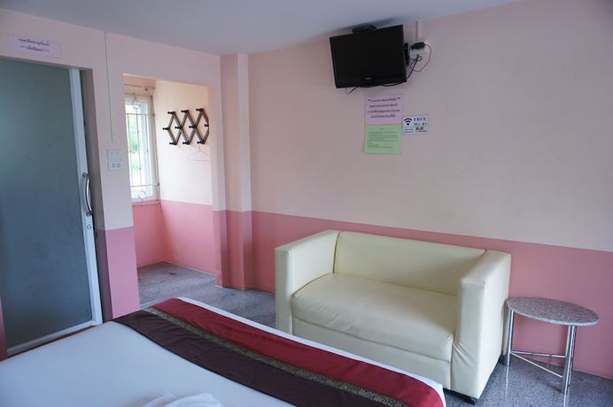 Imagen de la habitación del Hotel B and B. Foto 14