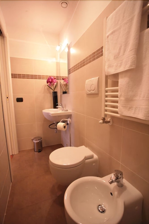 Imagen de la habitación del Hotel B and B Magnifico Messere. Foto 13