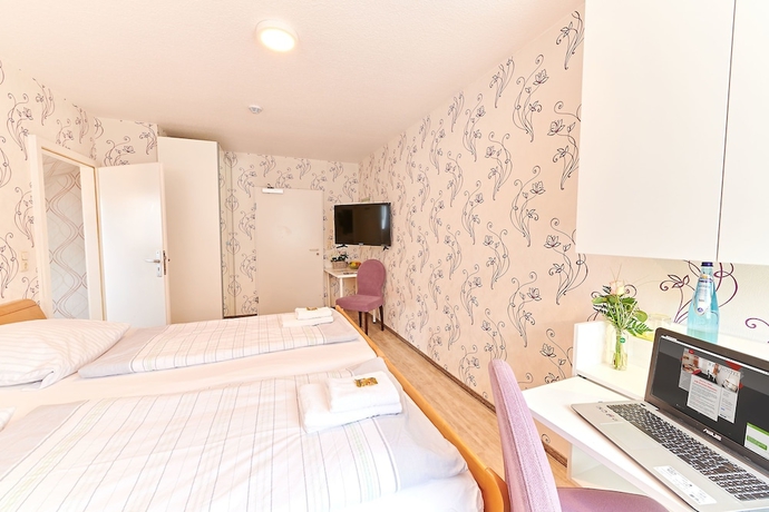 Imagen de la habitación del Hotel B and L. Foto 2