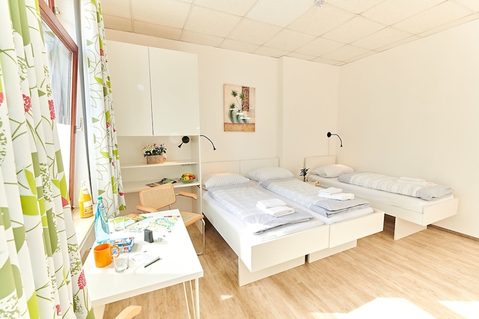 Imagen de la habitación del Hotel B and L. Foto 10