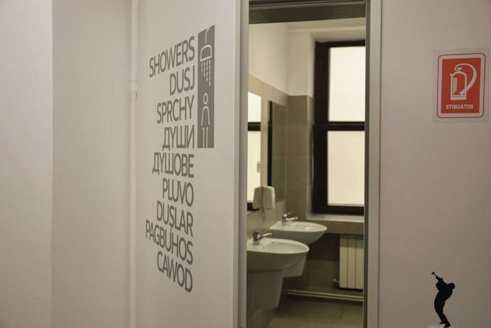 Imagen de la habitación del Hotel B13 Hostel. Foto 2
