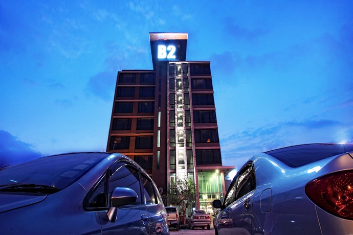 Imagen de los exteriores del Hotel B2 Black Business and Budget. Foto 8