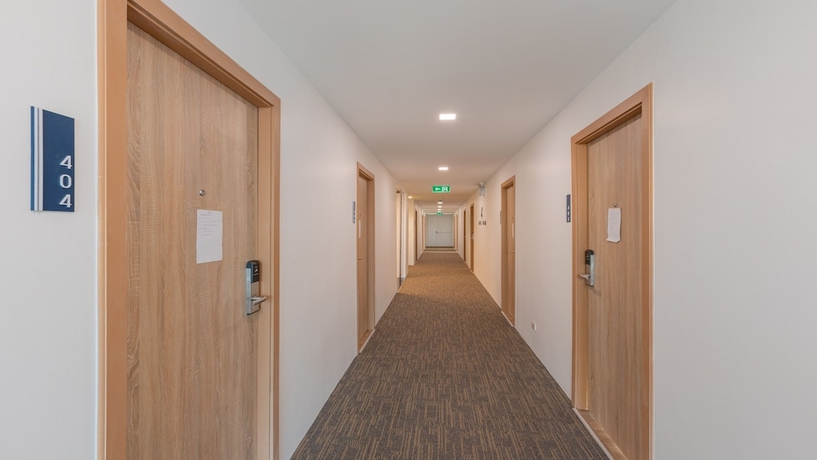 Imagen de los interiores del Hotel B2 Huai Khwang Premier. Foto 19