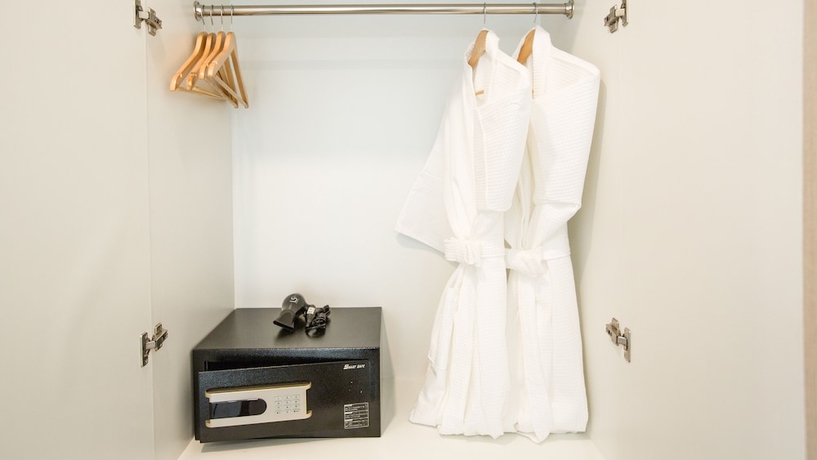 Imagen de la habitación del Hotel B2 Krabi Ao Nang Premier Resort. Foto 5