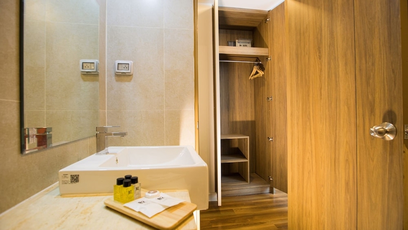 Imagen de la habitación del Hotel B2 Phitsanulok Premier. Foto 12