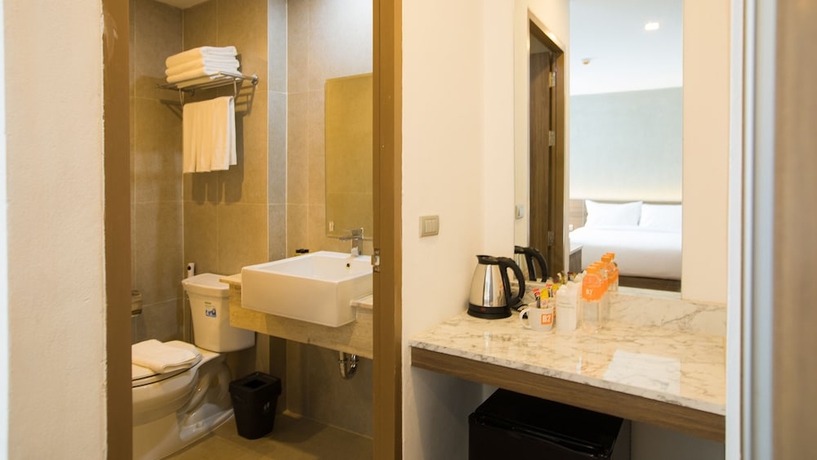 Imagen de la habitación del Hotel B2 Phitsanulok Premier. Foto 13