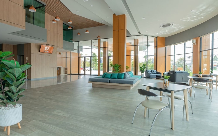 Imagen de los interiores del Hotel B2 Surat Thani Premier. Foto 18