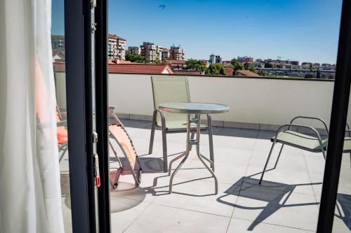 Imagen general del Hotel B4, Oradea. Foto 4
