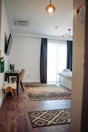 Imagen general del Hotel B4, Oradea. Foto 10