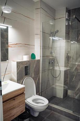 Imagen general del Hotel B4, Oradea. Foto 11