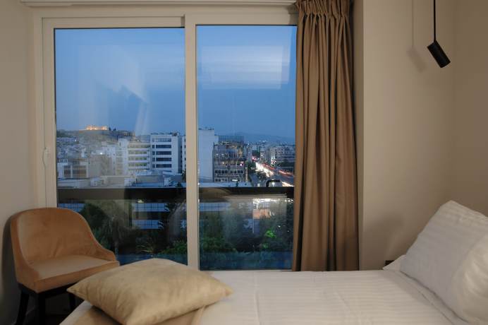 Imagen de la habitación del Hotel B4B Athens 365. Foto 3