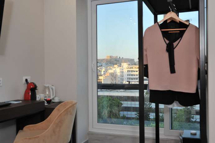 Imagen de la habitación del Hotel B4B Athens 365. Foto 15