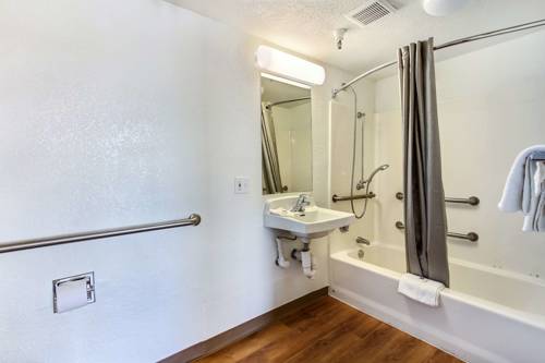 Imagen de la habitación del Hotel B5 -Watsonville. Foto 3