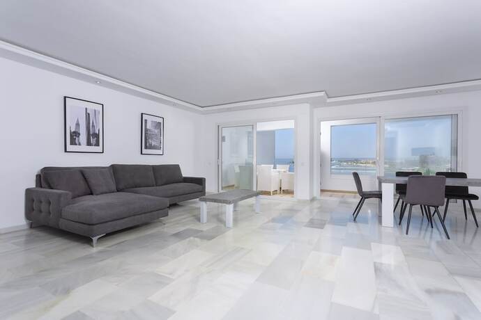 Imagen de la habitación del Hotel B51 Executive Flats Marbella Puerto Banus. Foto 13