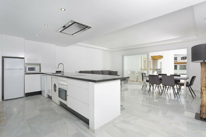 Imagen de la habitación del Hotel B51 Executive Flats Marbella Puerto Banus. Foto 18
