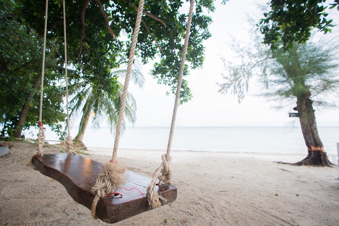 Imagen de la habitación del Hotel B52 Beach Resort. Foto 8