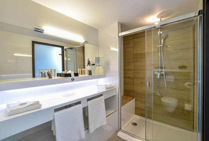 Imagen de la habitación del Hotel B55. Foto 5