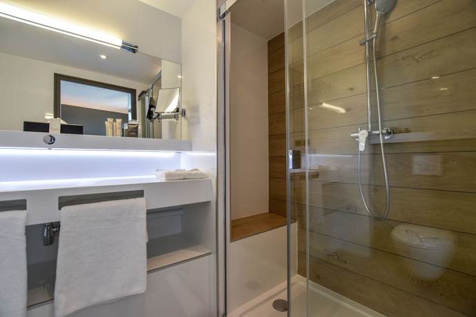 Imagen de la habitación del Hotel B55. Foto 15