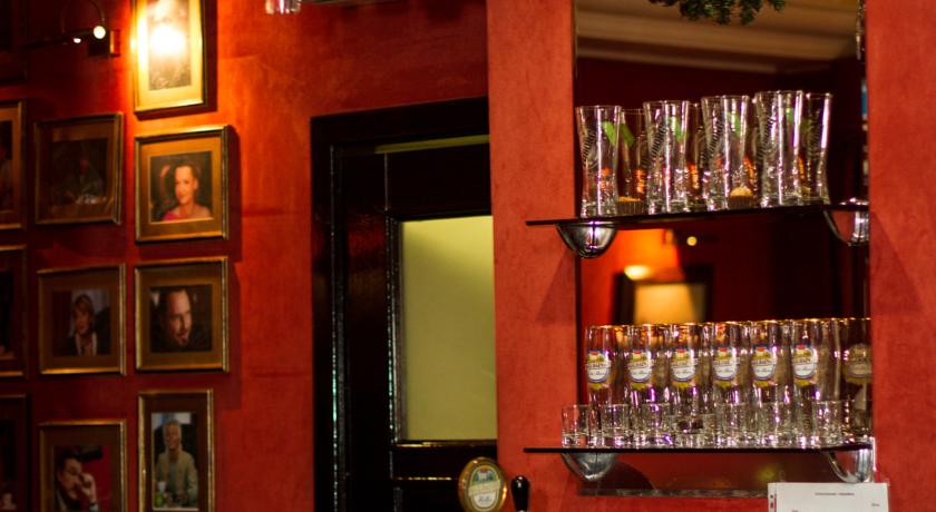 Imagen del bar/restaurante del Hotel B.60. Foto 3