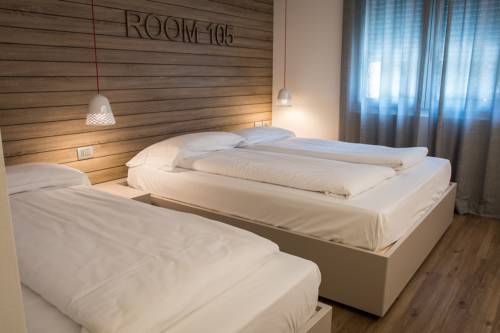 Imagen de la habitación del Hotel B612. Foto 7