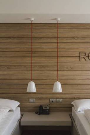 Imagen de la habitación del Hotel B612. Foto 16