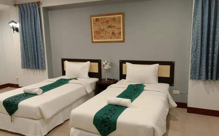 Imagen de la habitación del Hotel B9 Airport Resident. Foto 17
