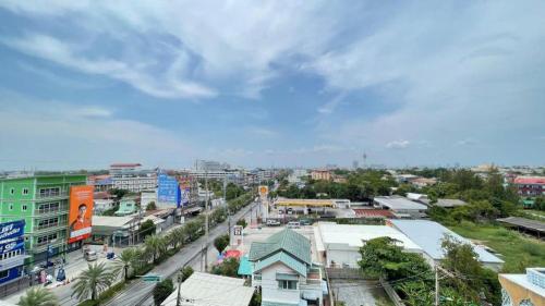 Imagen general del Hotel BAAN PAKNAM HOTEL. Foto 10