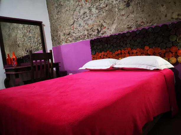 Imagen general del Hotel BACANTES. Foto 9