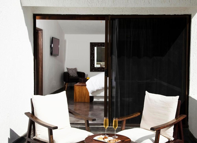 Imagen de la habitación del Hotel BAHIA, Cabo San Lucas. Foto 8