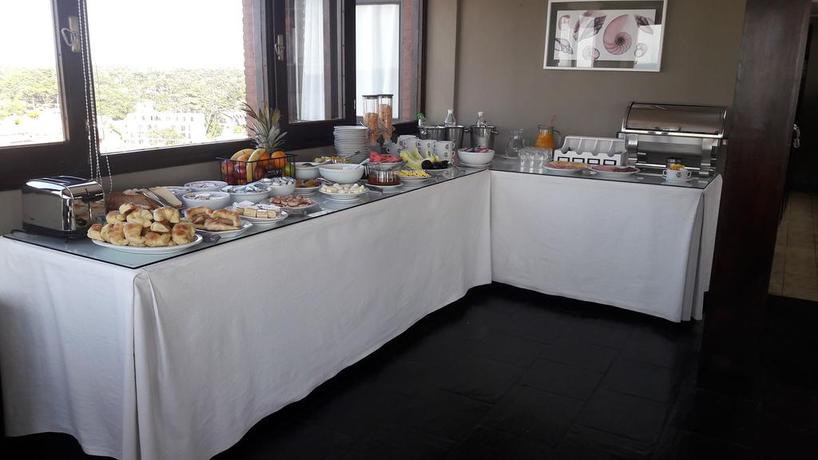 Imagen del bar/restaurante del Hotel BAHIA SPA & CLUB DE MAR. Foto 3