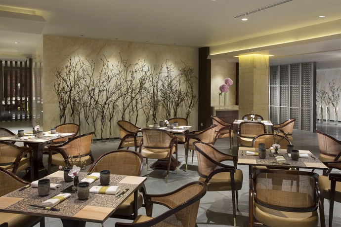 Imagen del bar/restaurante del Hotel BALI MULIA VILLAS. Foto 7