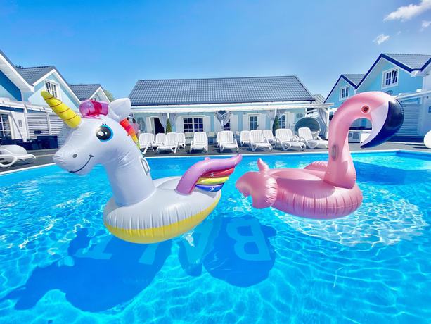 Imagen de los interiores del Hotel BALTIC FAMILY cottages Swimming pool Kids Club Bicycles. Foto 16