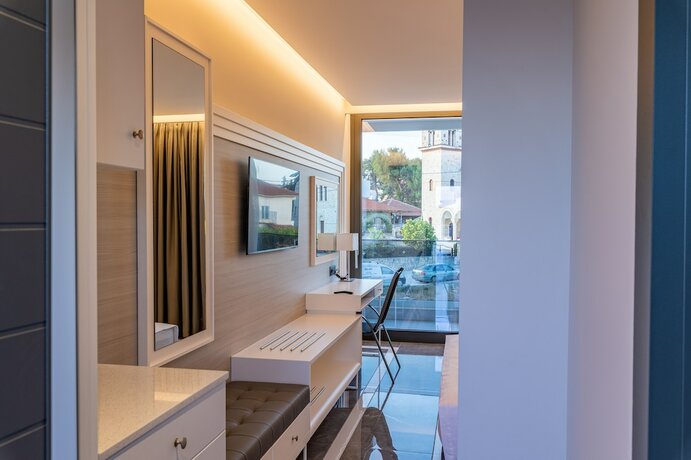 Imagen general del Hotel BARETI BOUTIQUE HOTEL, Kasandra. Foto 12